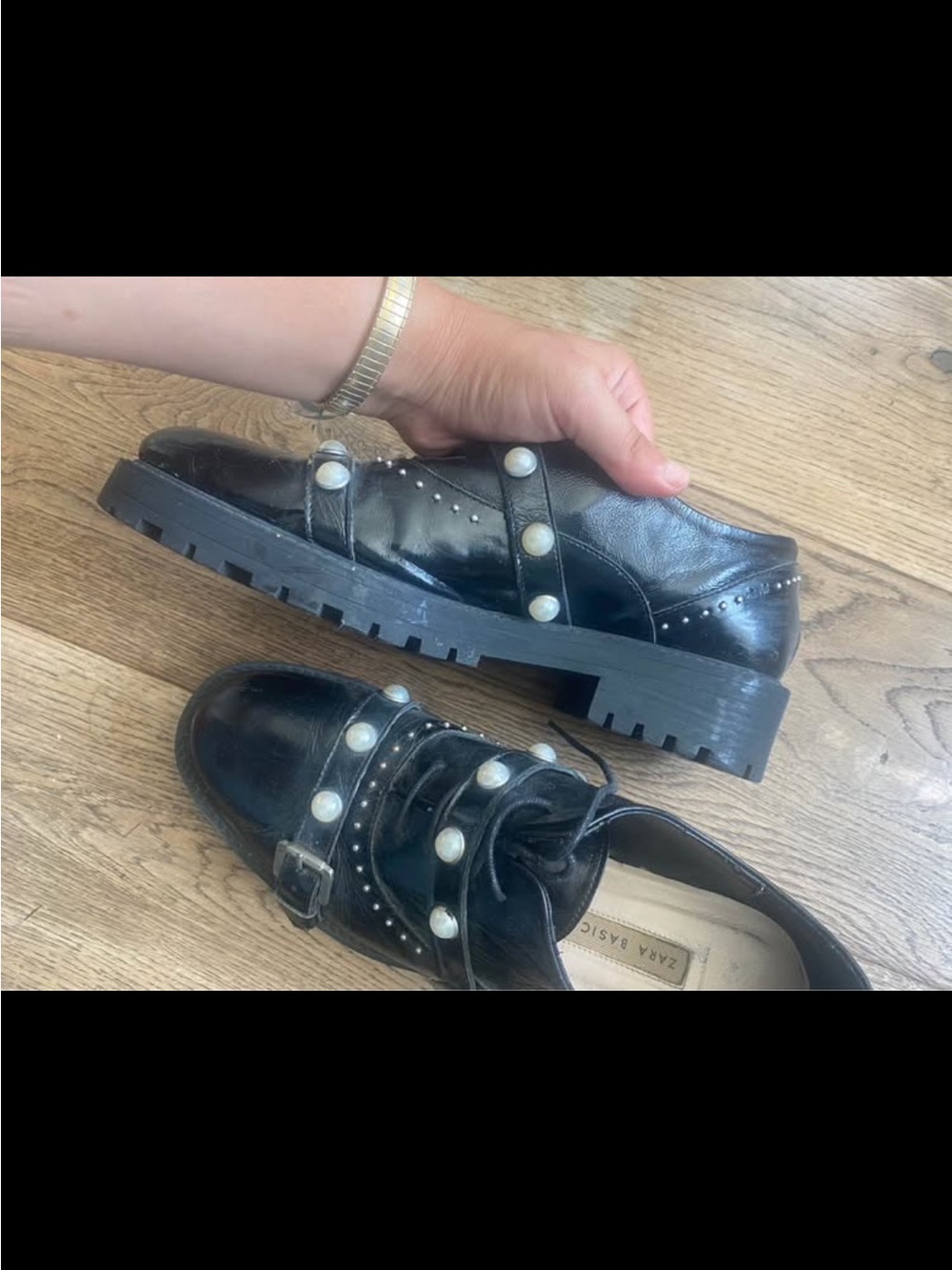 Vintage Zara Women’s Black Pearl-Accent Loafers Size 38